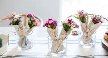 Cách làm bó hoa cẩm chướng nhỏ tuyệt đẹp bằng giấy báo
